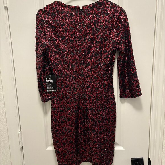 Express Bodycon Sequin Dress Fully Lined Red/Black Size 2 NWT - Picture 4 of 8